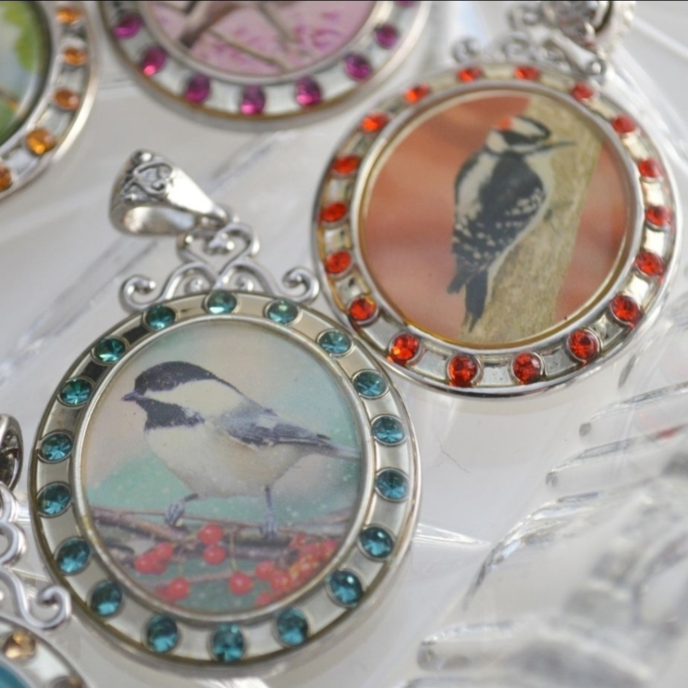 Willabee&Ward Swarovski Songbird Birth Month Pendants Set - Picture 4 of 9